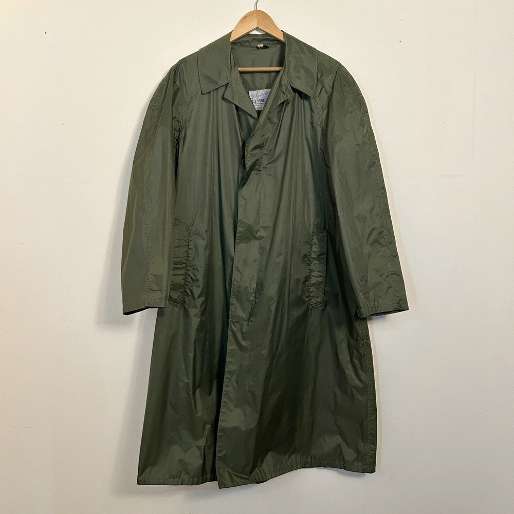 Blauer Nylolite Raincoat Mens 42R Olive Green Vintage‎ Nylon Trench Coat